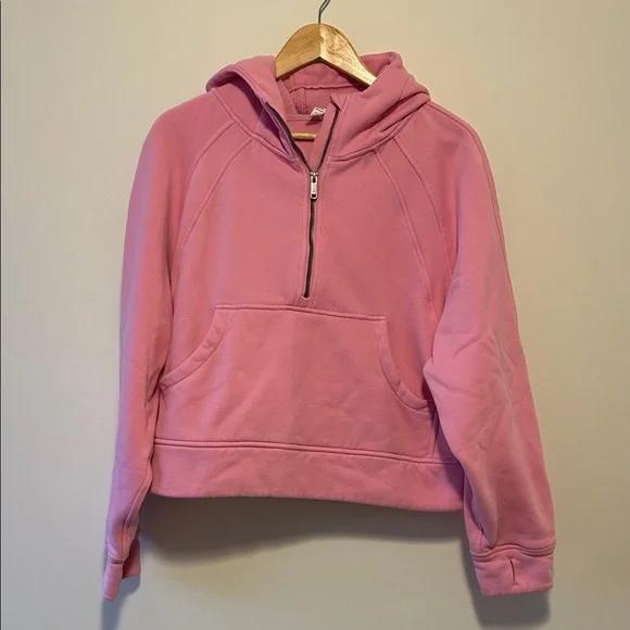 Pullover - Picture 1 of 7